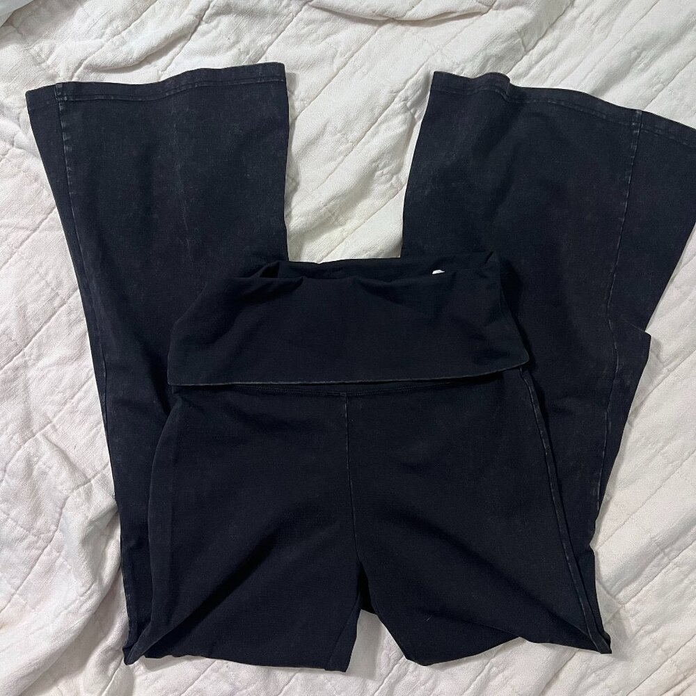 American Eagle Offline Super Flare Leggings – Size Medium